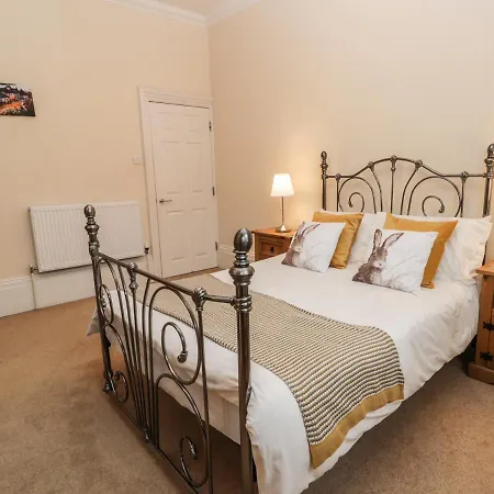 Apartment Flat 4 Whitby
