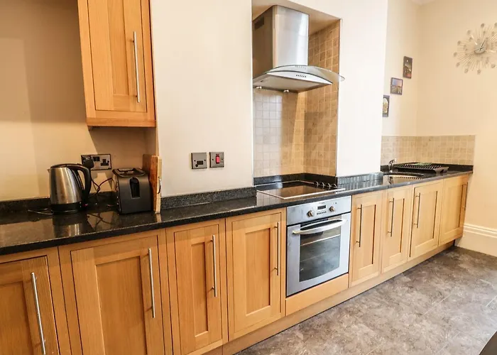 Flat 4 아파트 휫비